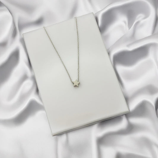 Women Minimal Star Necklace