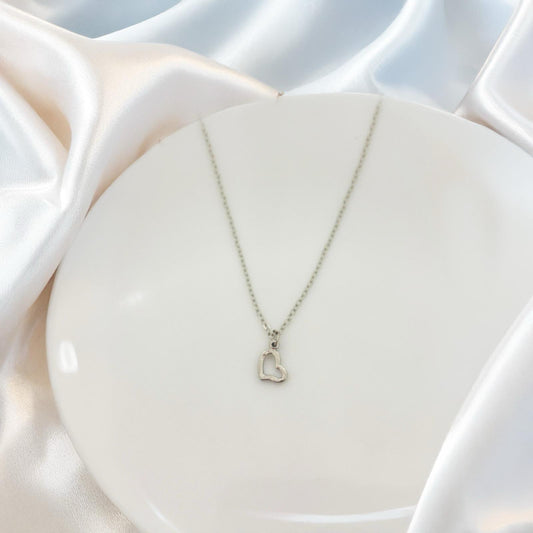 Women Elegant Heart Necklace