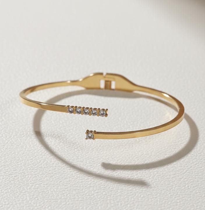 Women Elegant Openable Diamond Kada Bracelet (Anti Tarnish)