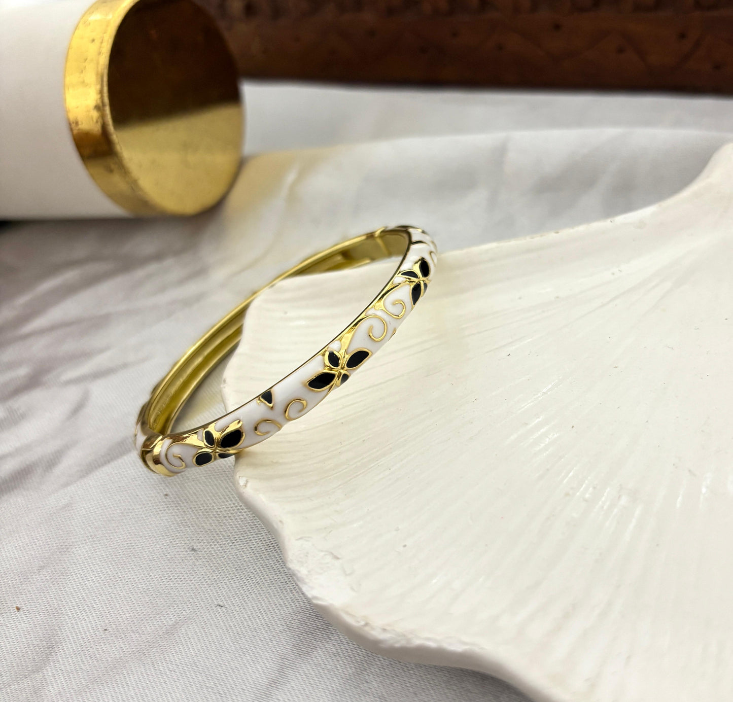 Women Anti Tarnish Enamel Floral Openable Kada Bracelet
