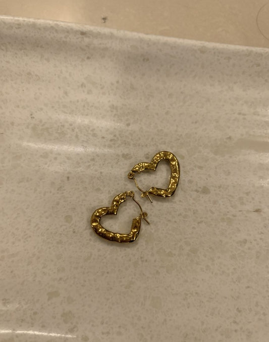 Women Golden Heart Bali Halo Earring (Anti Tarnish)