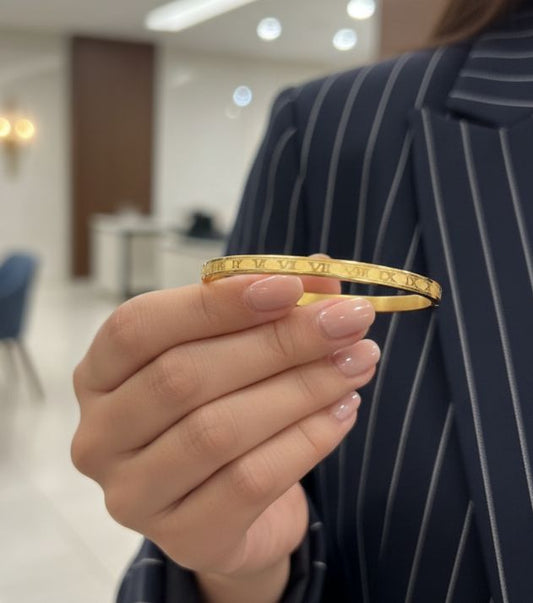 Women Golden Roman Numerical Kada Bracelet (Anti Tarnish) (Small Size)