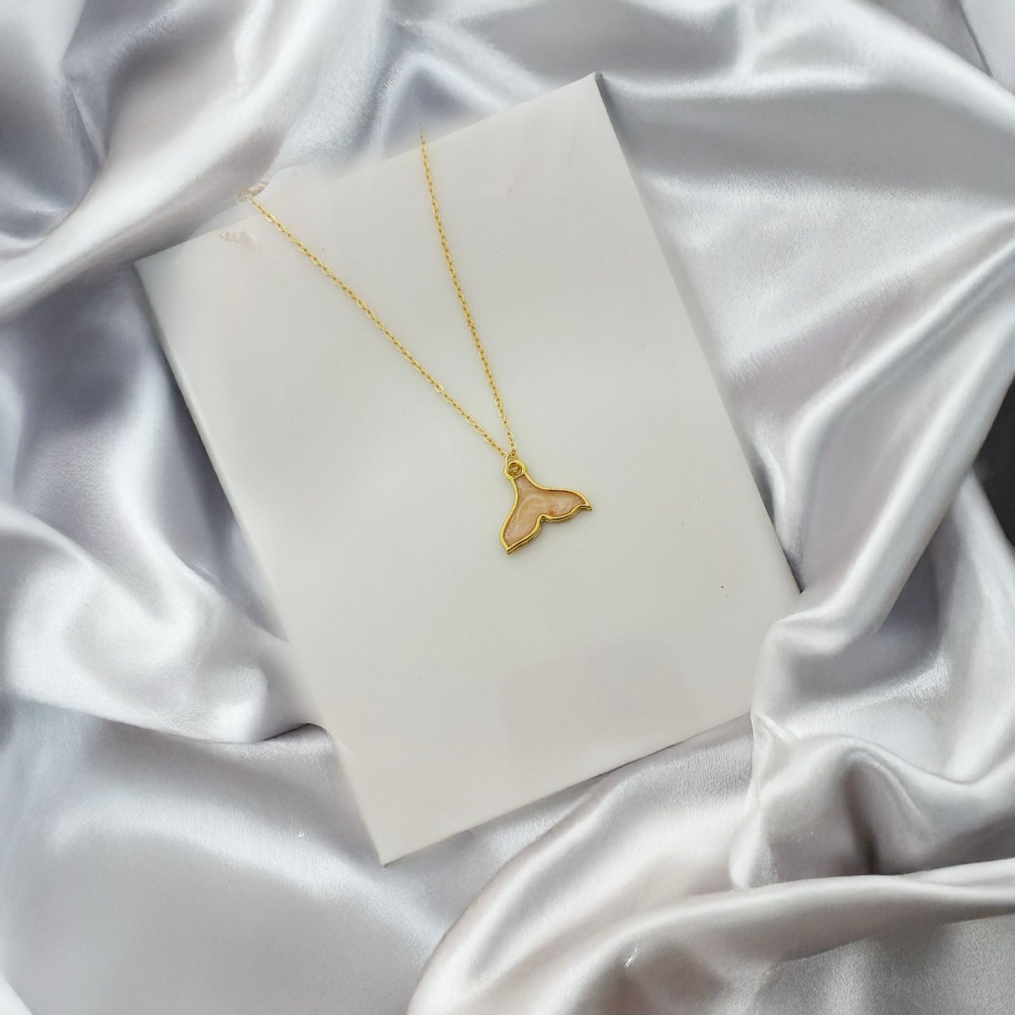 Women Golden Galaxy Mermaid Tail Necklace - Nimé By Shop Trendys
