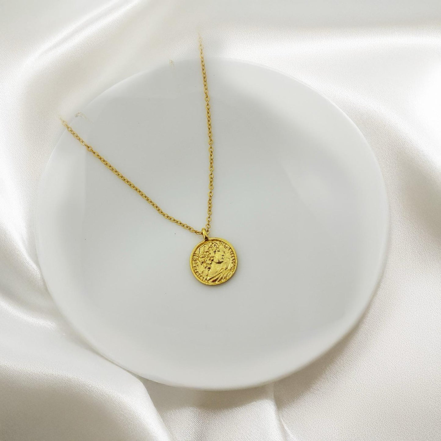 Simple Coin Women Necklace