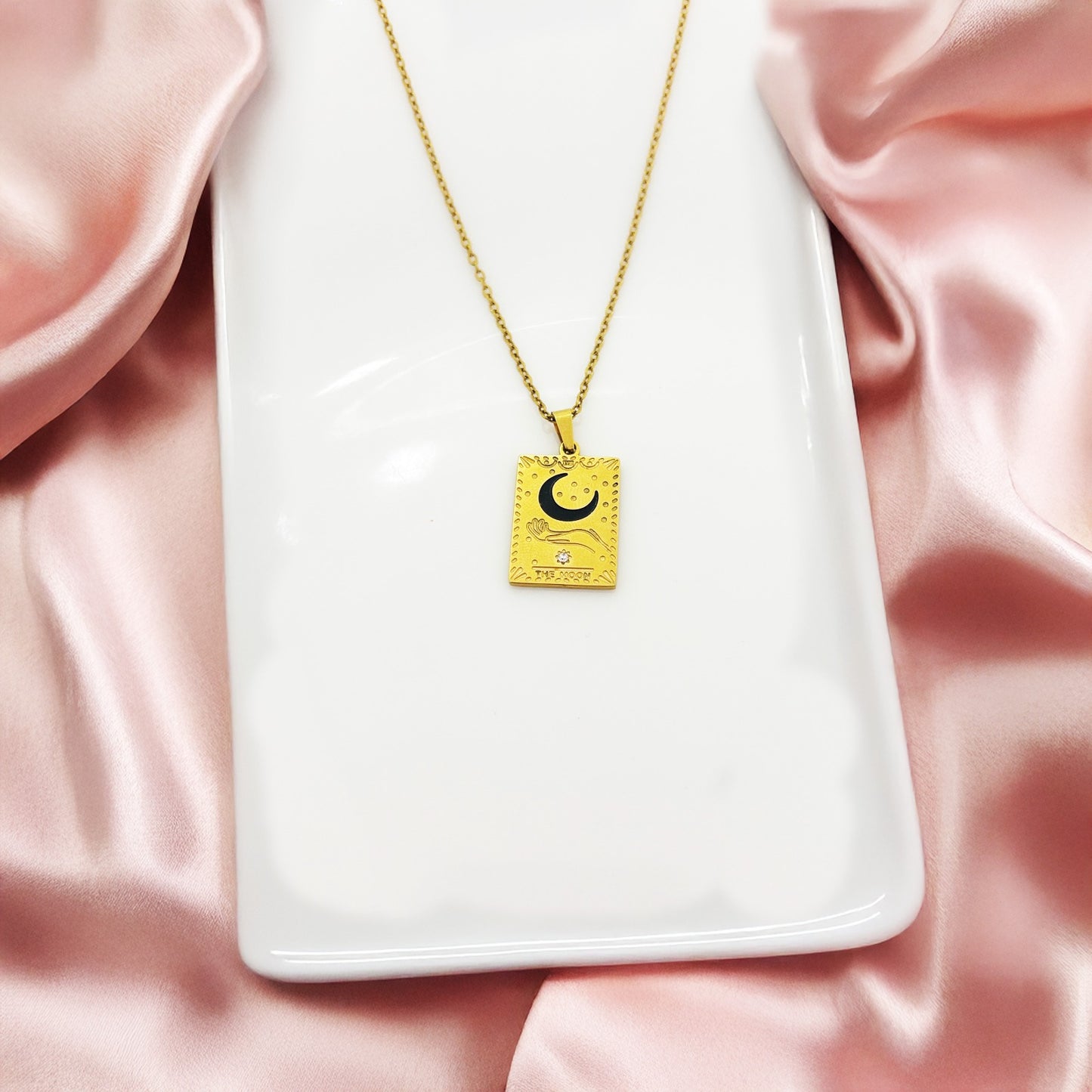 The Moon Tarrow Golden Women Necklace (Stainless Steel)