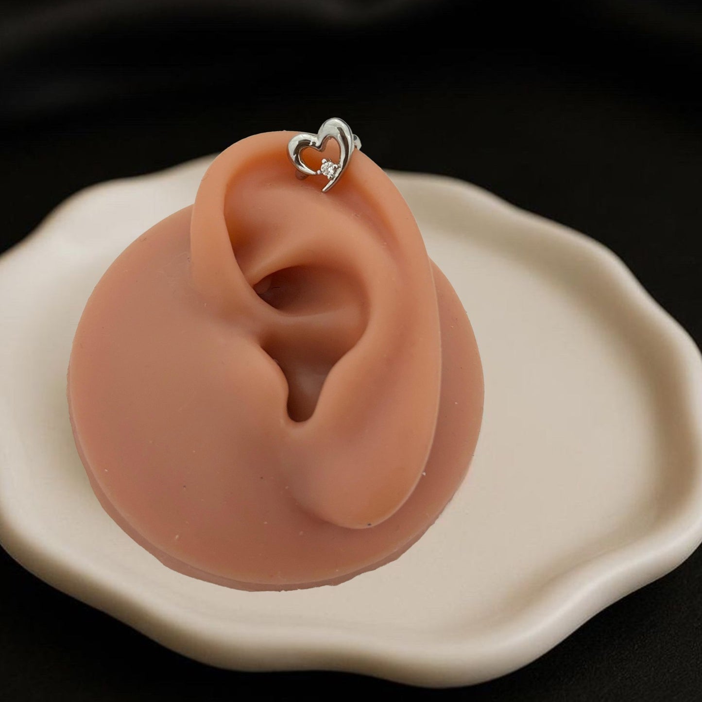 Classic Heart Earcuffs (Single Piece)