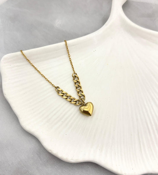 Heart Chain Golden Necklace (Anti Tarnish)