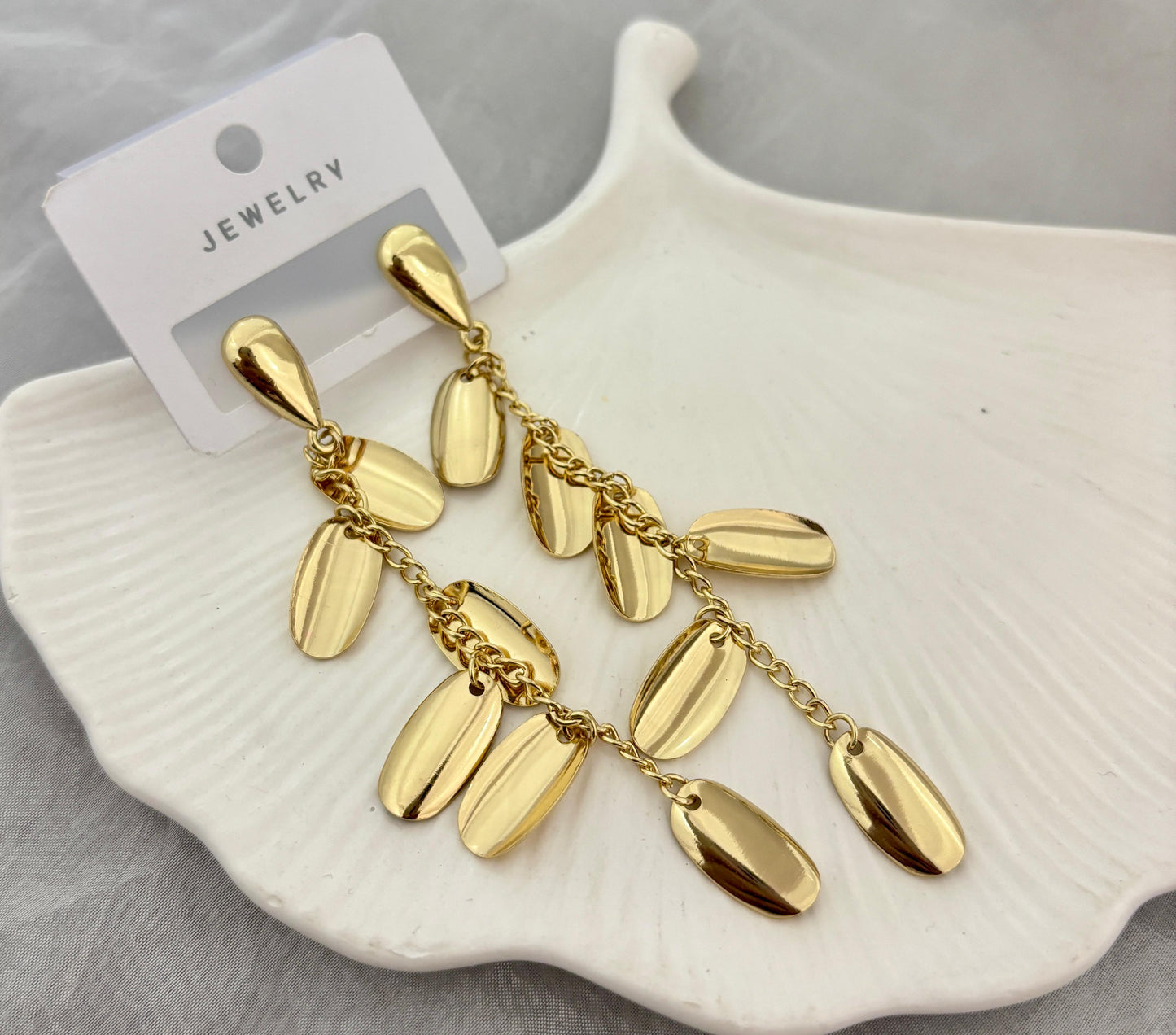 Golden Chain Dangling Earrings (Anti Tarnish)