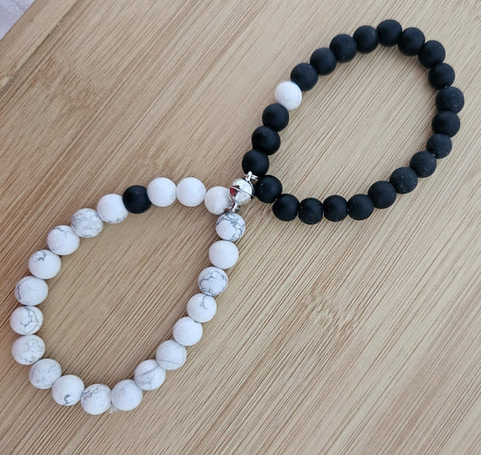 Magnet Circle Marble White & Matt Black Couple Bead Bracelet