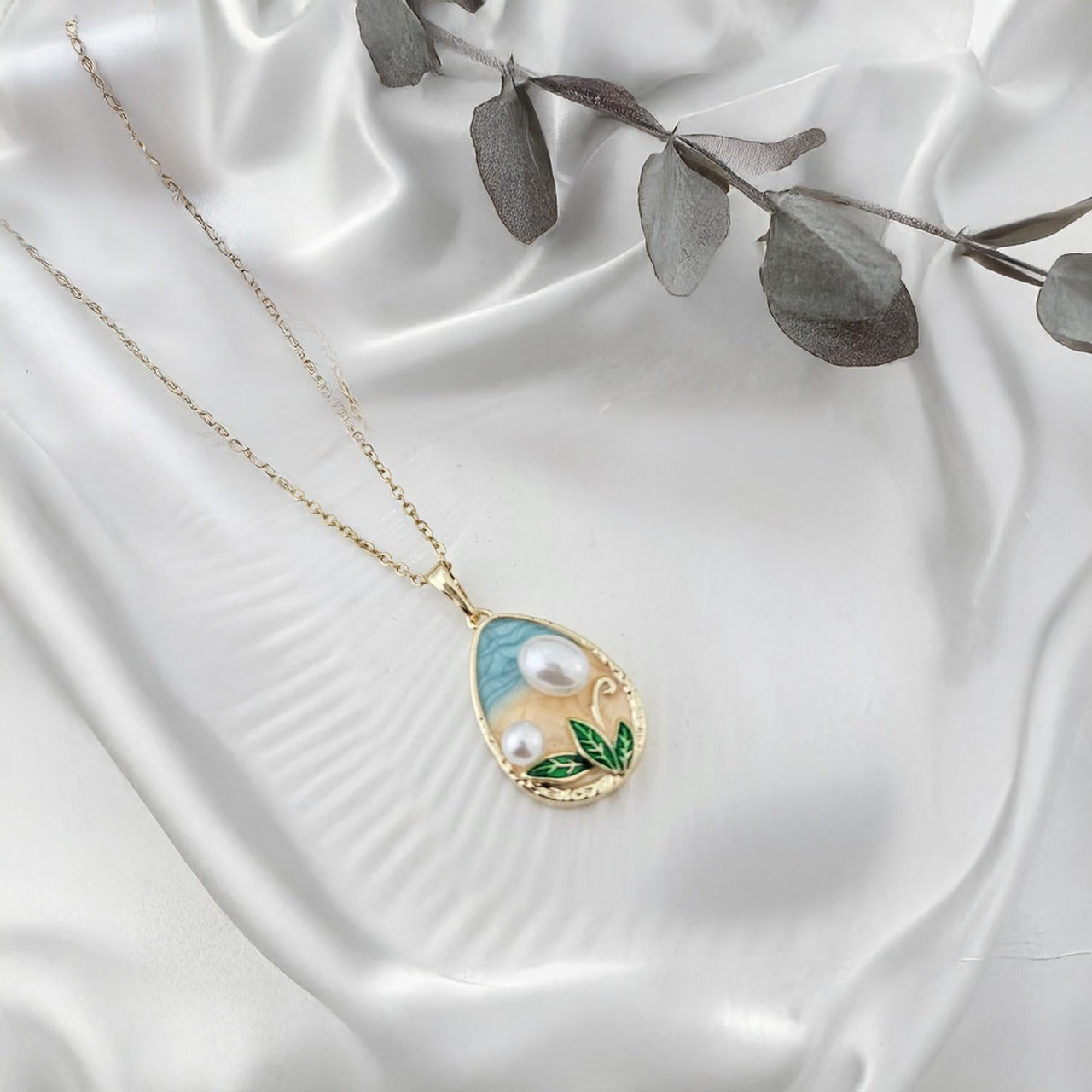 Pearl Beach Golden Women Necklace (Stainless Steel)