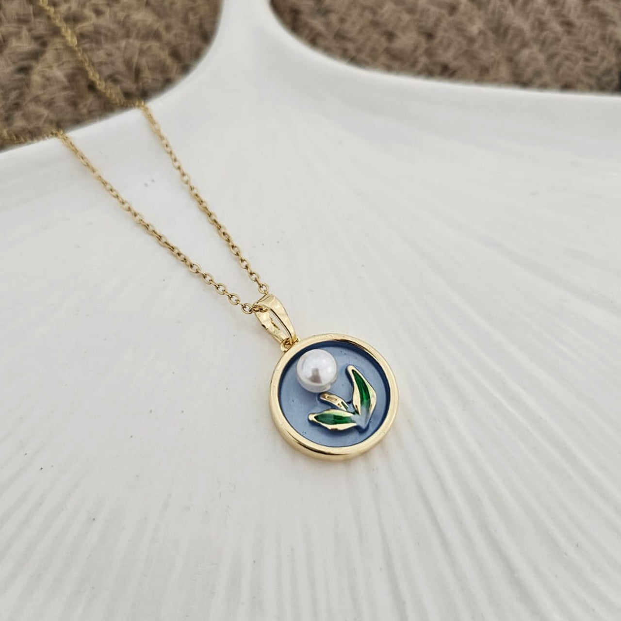 Galaxy Pearl Flower Golden Women Necklace (Stainless Steel)