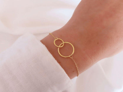 Eternity Interlock Women Bracelet