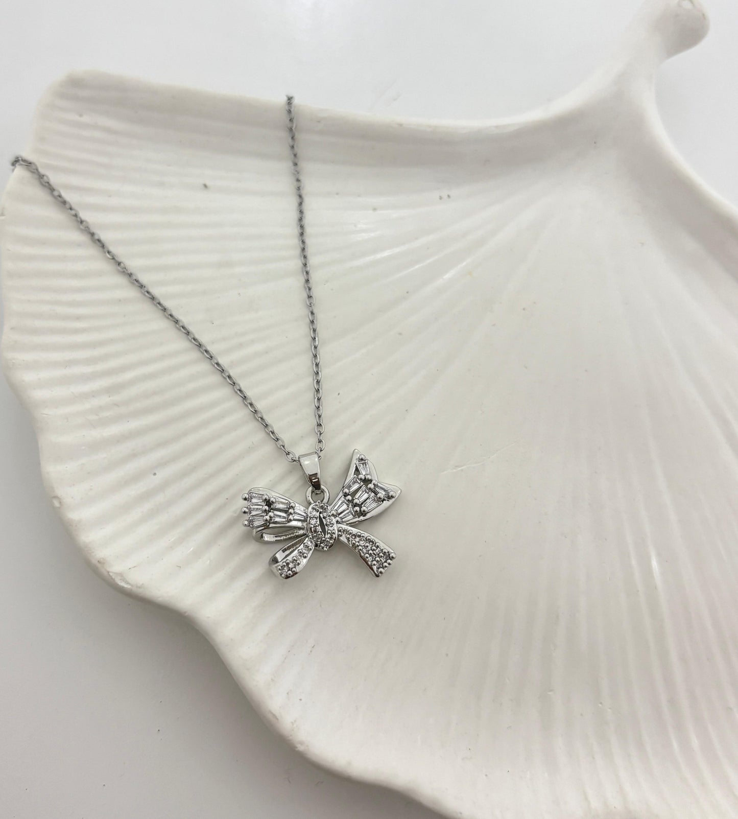 Silver Knot Bow Women Necklace (Stainless Steel)