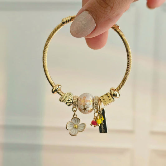 Women White Flower Victorian Bead Pandora Charm Bracelet