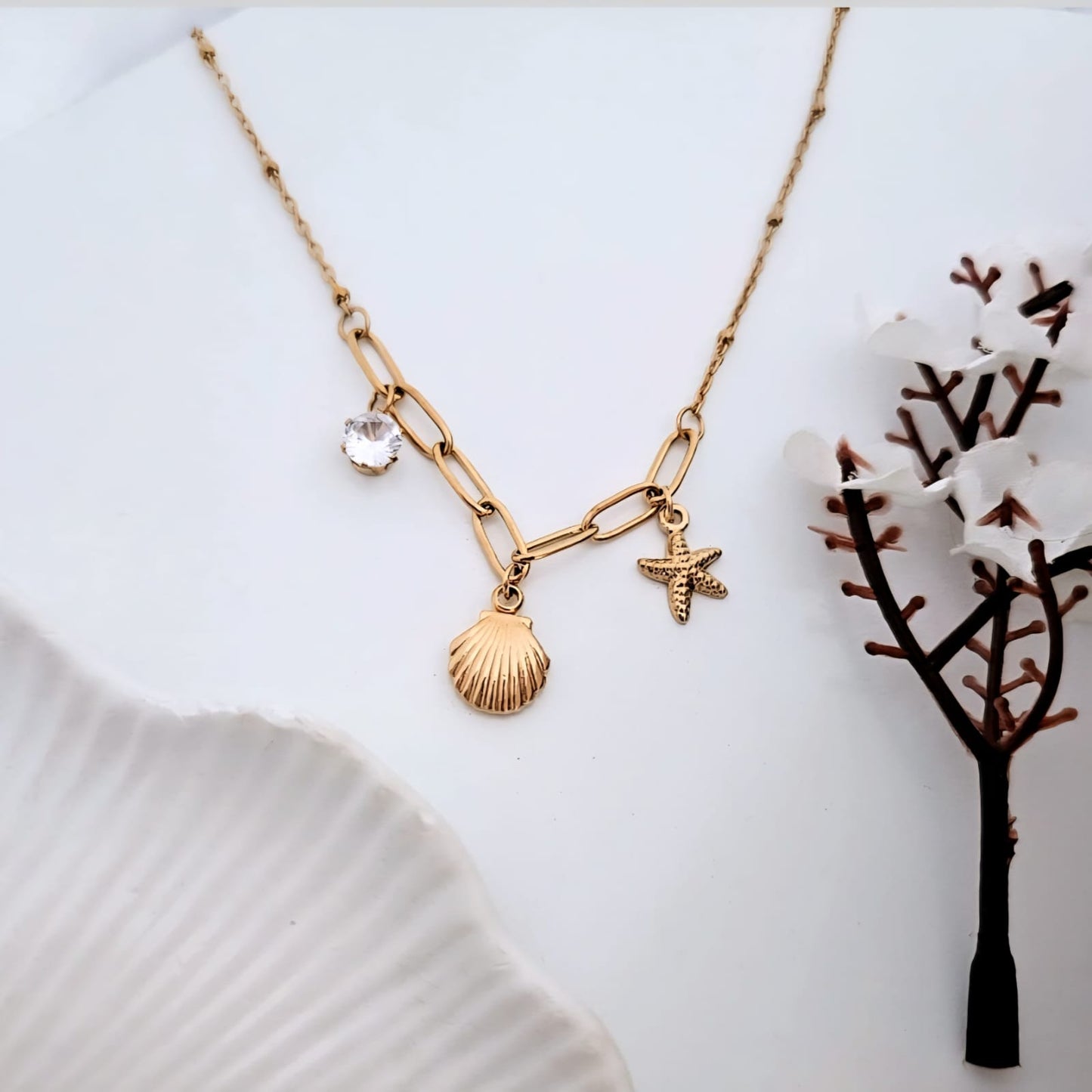 Women Golden Sea Charm Necklace (Anti Tarnish)
