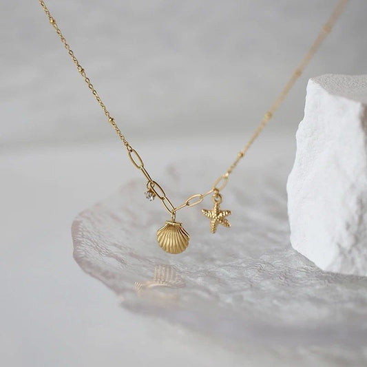 Women Golden Sea Charm Necklace (Anti Tarnish)