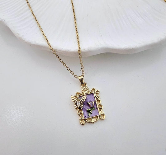 Women Golden Butterfly Garden Necklace (Anti Tarnish)