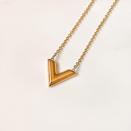 Golden Chevron Women Necklace (Anti Tarnish)