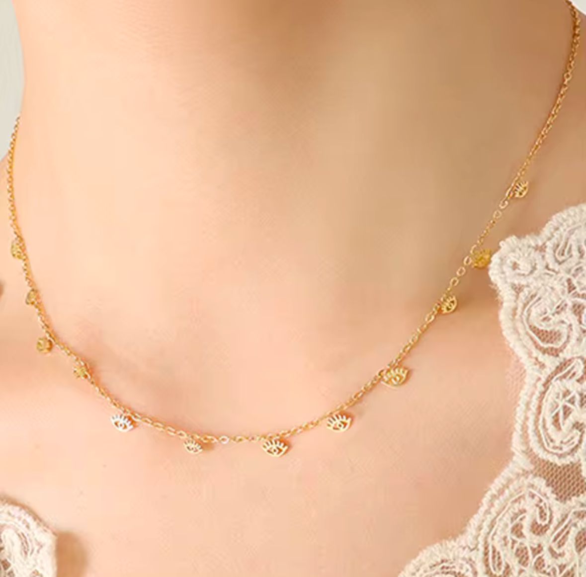 Golden Evil Eye Charm Women Necklace (Anti Tarnish)