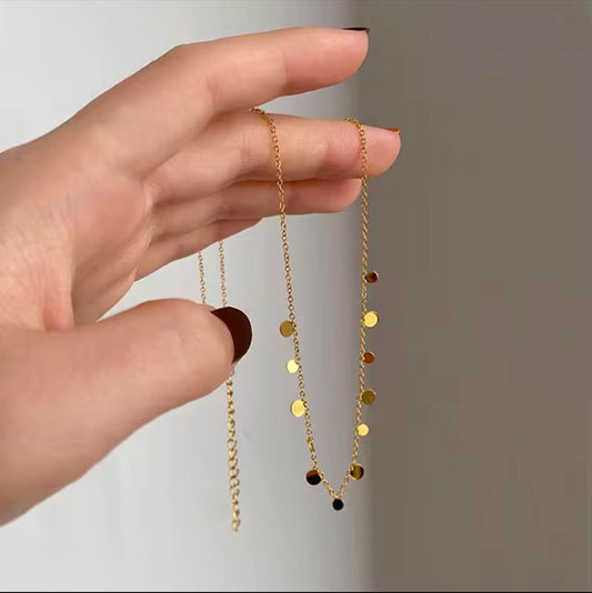 Golden Disc Charm Women Necklace (Anti Tarnish)