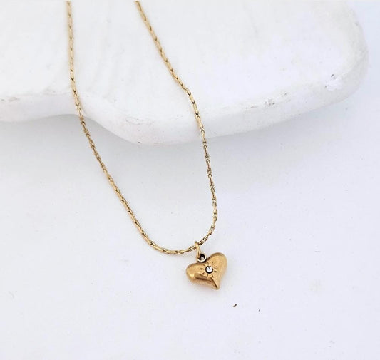 Golden Pure Heart Charm Women Necklace (Anti Tarnish)