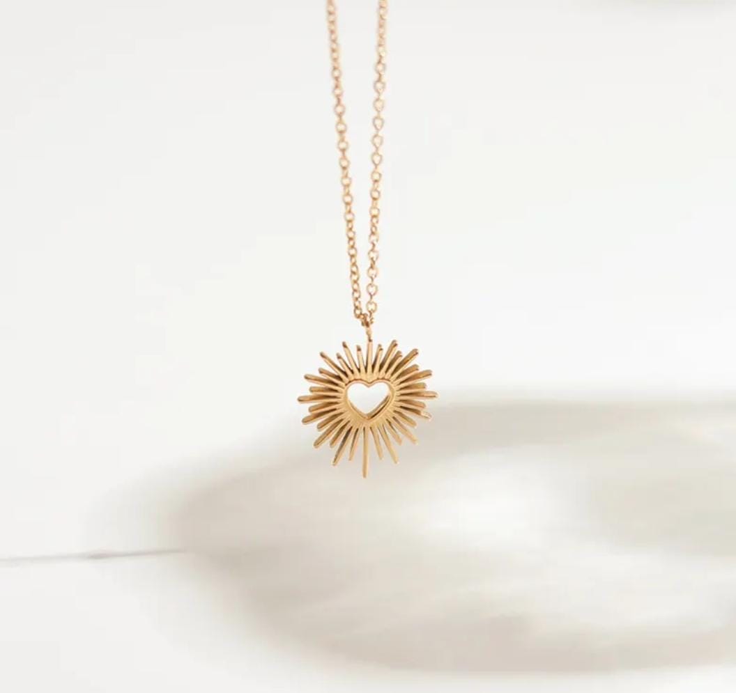 Golden Sunburst Heart Women Necklace (Anti Tarnish)