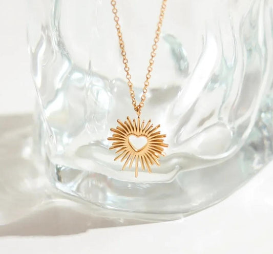 Golden Sunburst Heart Women Necklace (Anti Tarnish)
