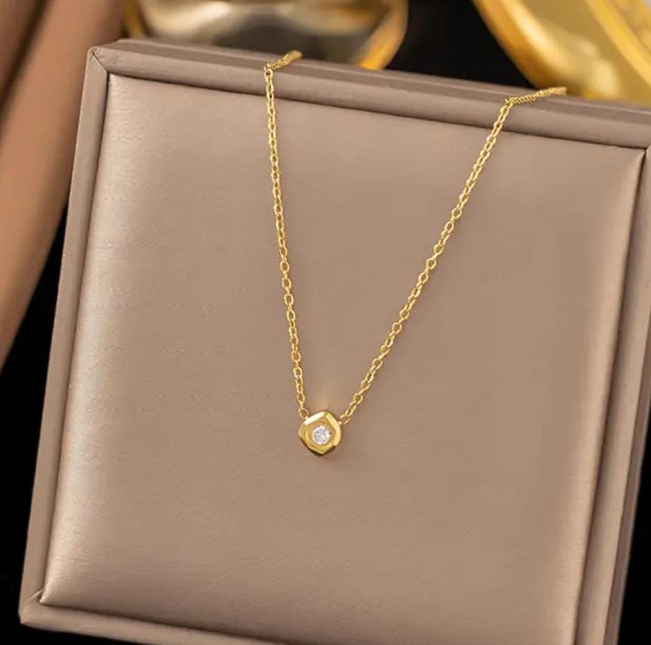 Golden Minimalist Hexa Diamond Pendant Women Necklace (Anti Tarnish)