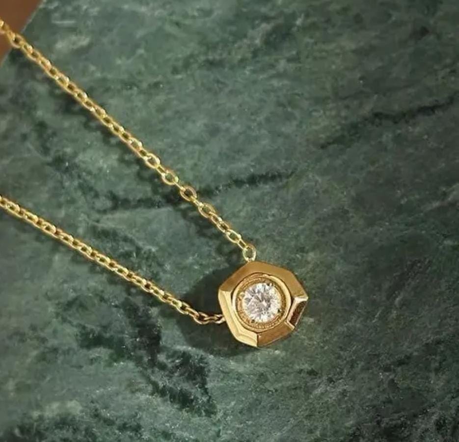 Golden Minimalist Hexa Diamond Pendant Women Necklace (Anti Tarnish)