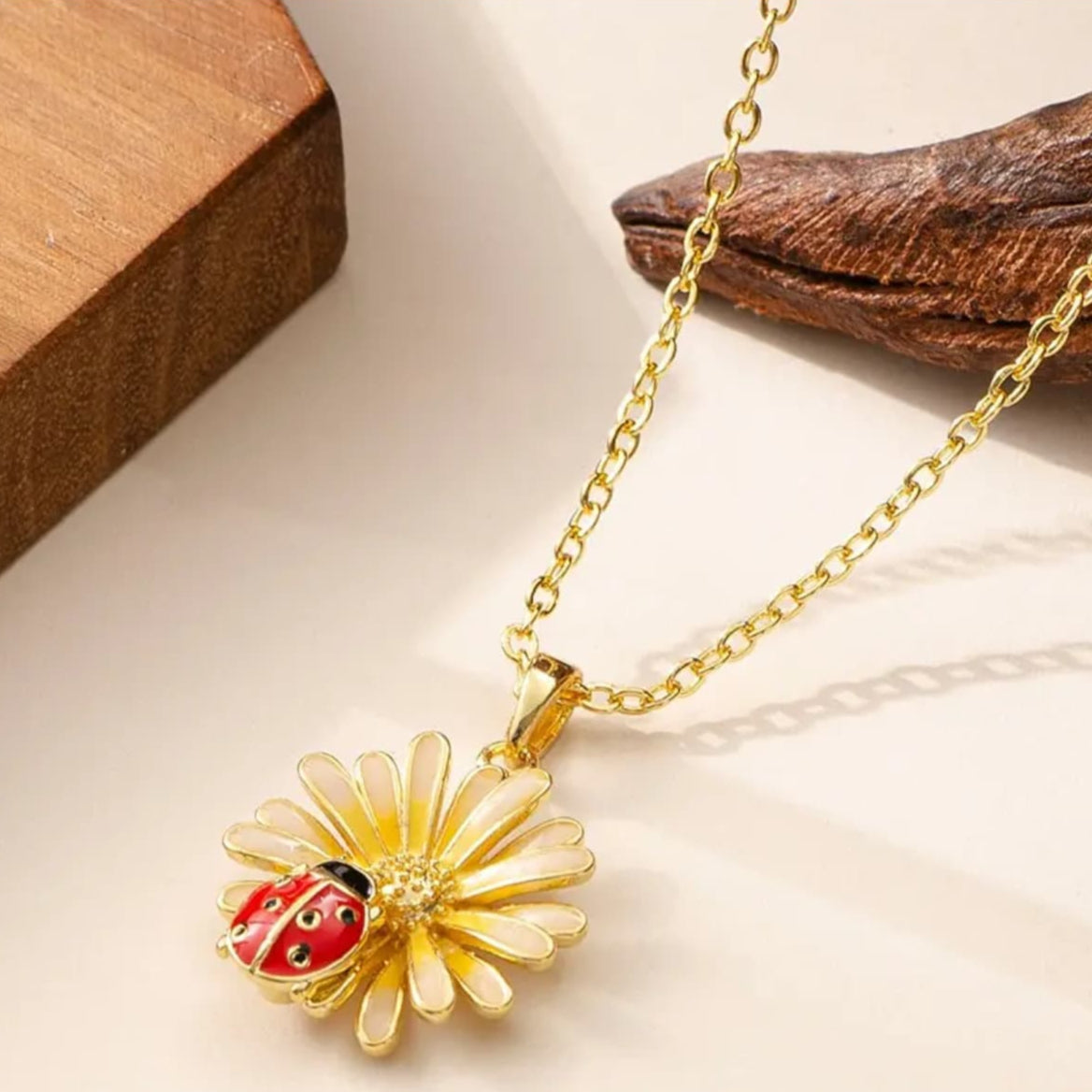 Golden Ladybug Blossom Women Necklace (Anti Tarnish)