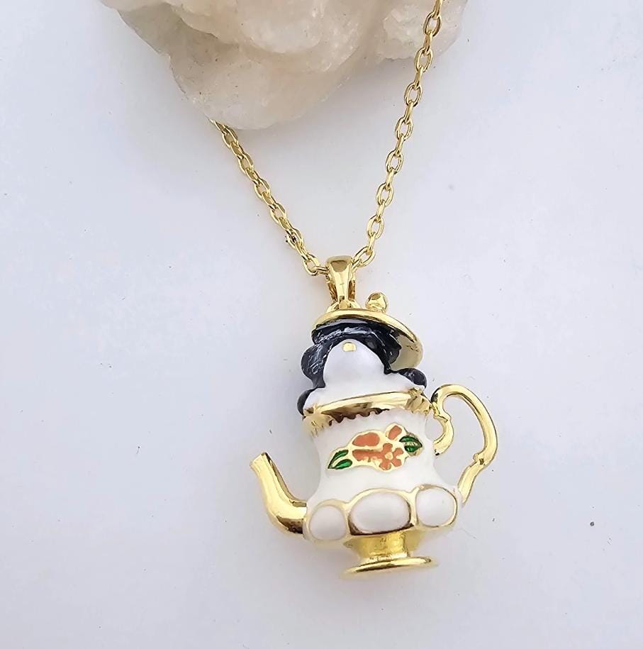 Golden Tea Time Charm Women Necklace (Anti Tarnish)