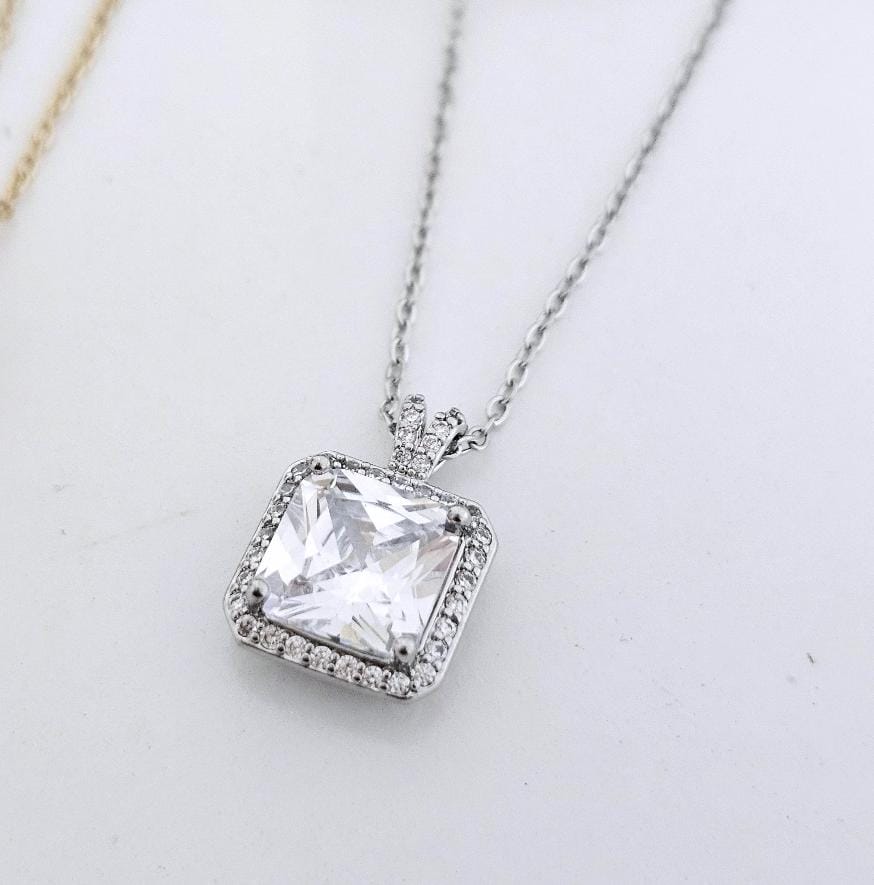Lustre Square Pendant Women Necklace (Anti Tarnish)