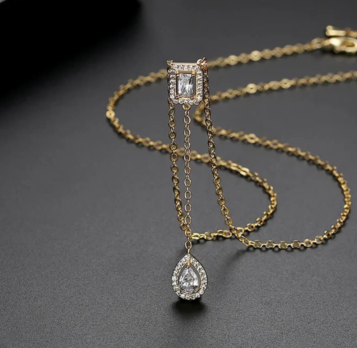 Aurora Drop Women Necklace (Anti Tarnish)