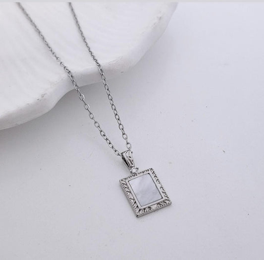 Women Rectangle Pearl Necklace  (Anti Tarnish)