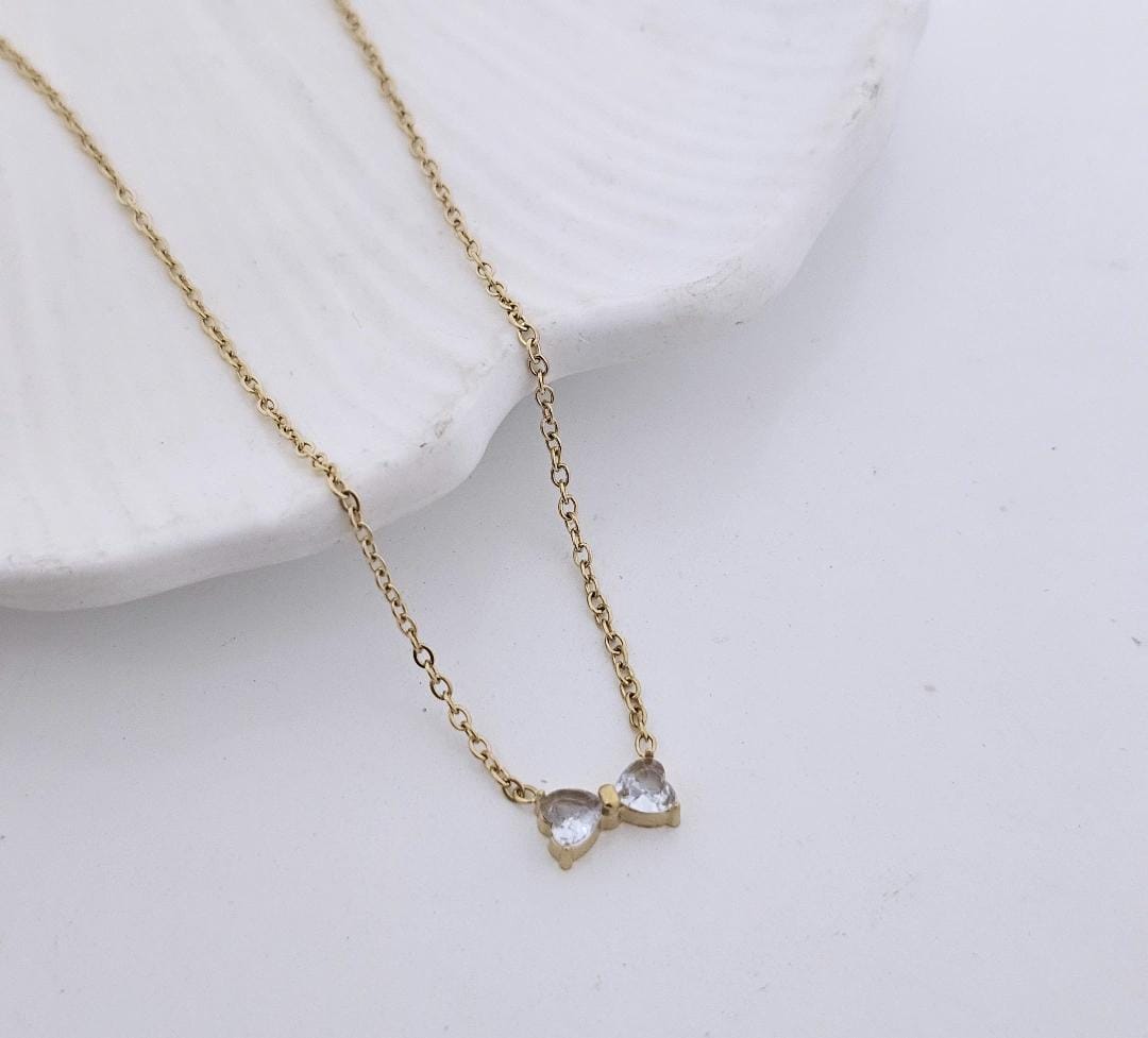 Women Minimal Bow Diamond Necklace (Anti Tarnish)