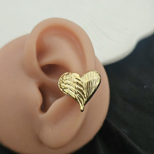 Woman Golden Chunky Heart Earcuff (Single Ear)
