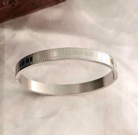 Silver Rectangle Sleek Men Kada