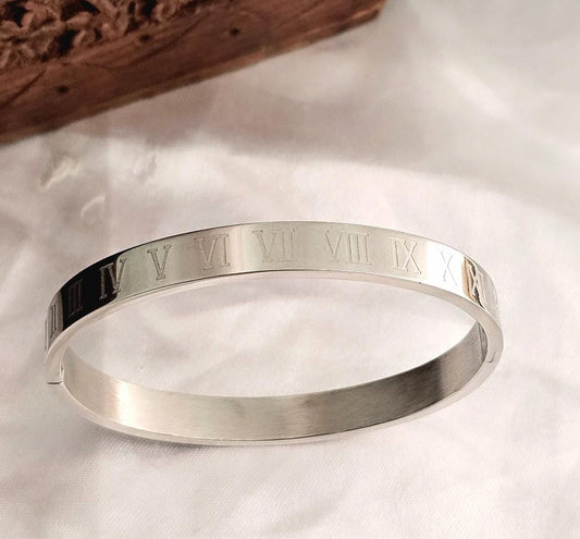 Silver Roman Numericals Men Kada