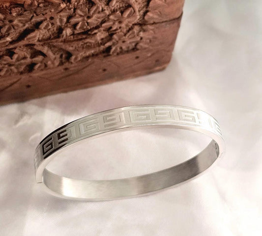 Silver Tribal Men Kada