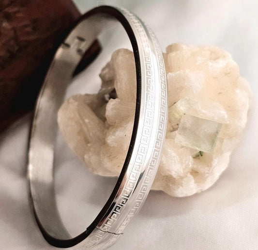 Silver Curve Tribal Men Kada