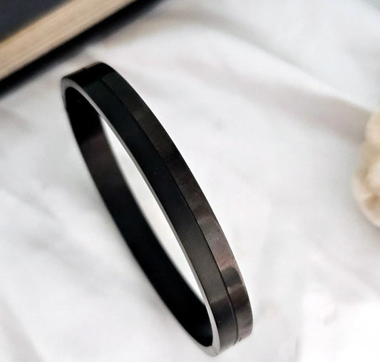 Black Matte Shiny Men Kada