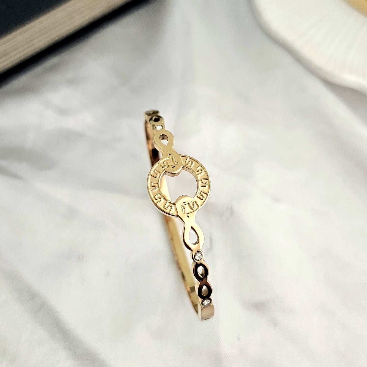 Circle Cartier Women Kada Bracelet (Anti Tarnish)