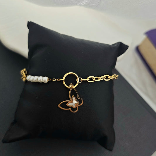 Women Butterfly Charm Bracelet (Anti Tarnish)