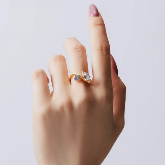 Drop Solitaire S Unique Elegant Ring
