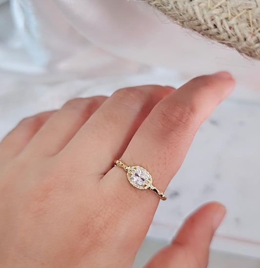 Oval Solitaire Stone Ring