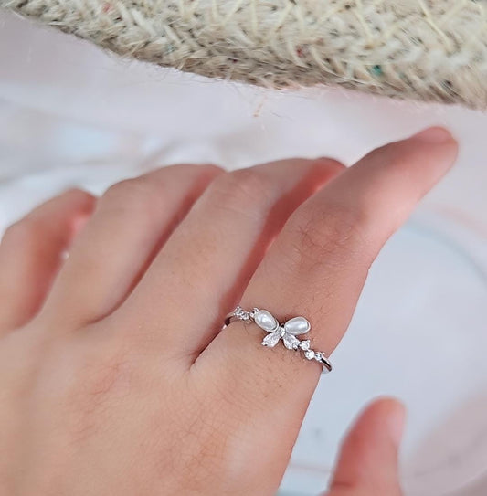 Silver Elegant Butterfly Ring