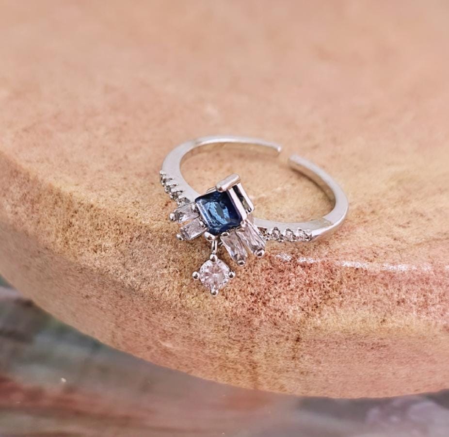 Charm Hanging Band Ring (Adjustable)