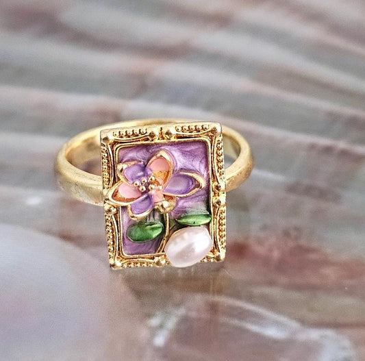 Pearl Flower Vintage Frame Ring (Adjustable)