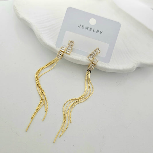 Gleam Stream Diamond Earrings