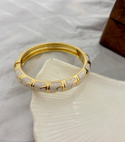 Rectangle Curve White Enamel Kada Bangle
